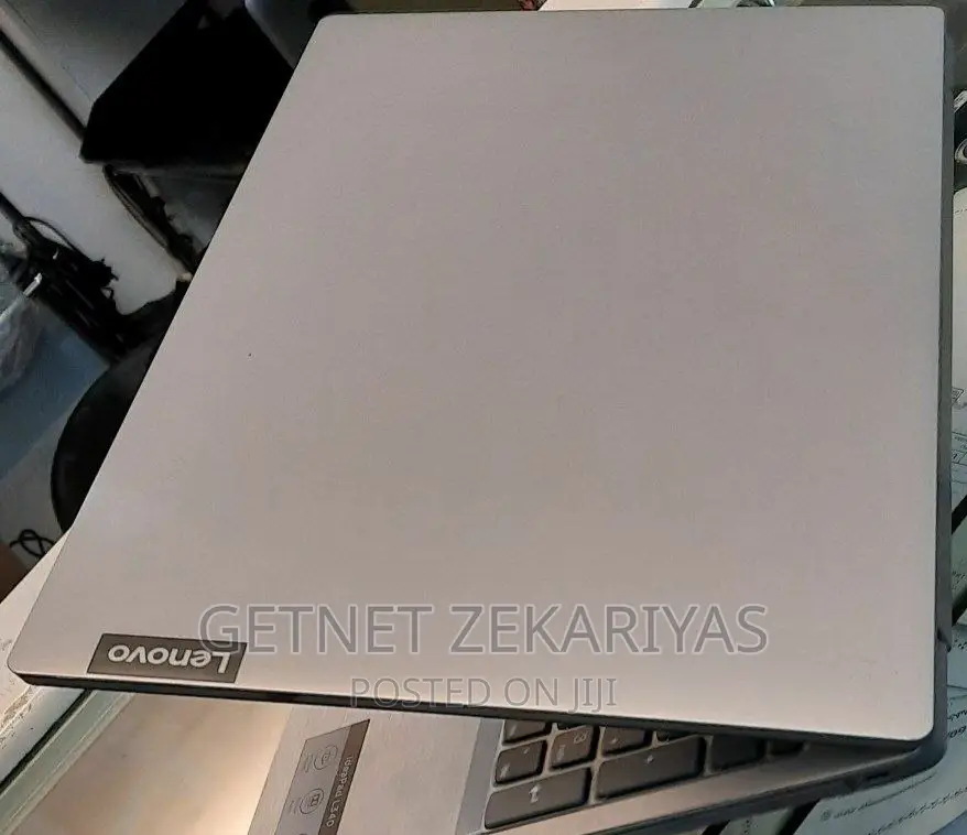 New Laptop Lenovo Ideapad 3 8GB Intel Core I3 SSD 512GB