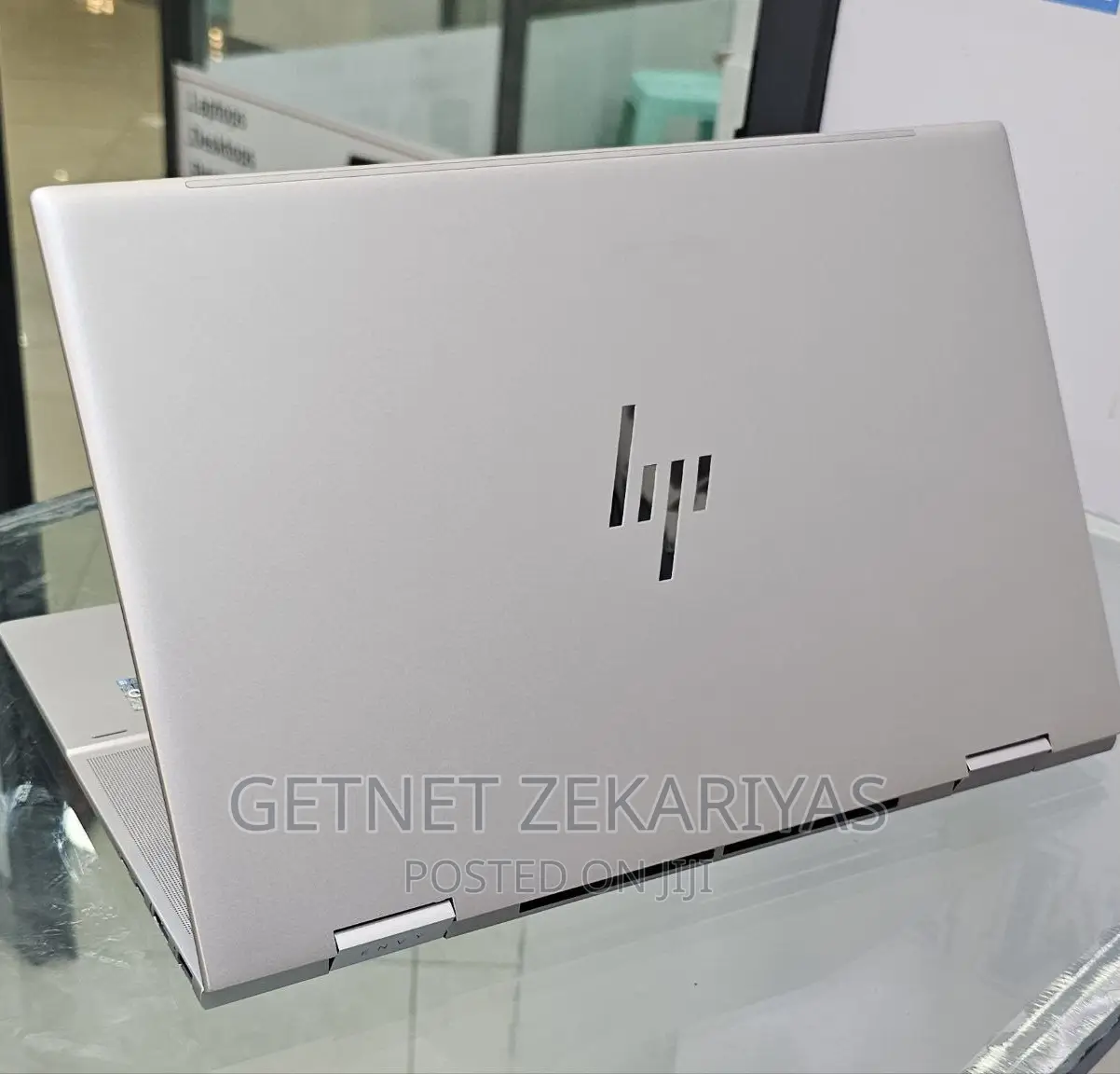 New Laptop HP Envy X360 8GB Intel Core I5 SSD 512GB