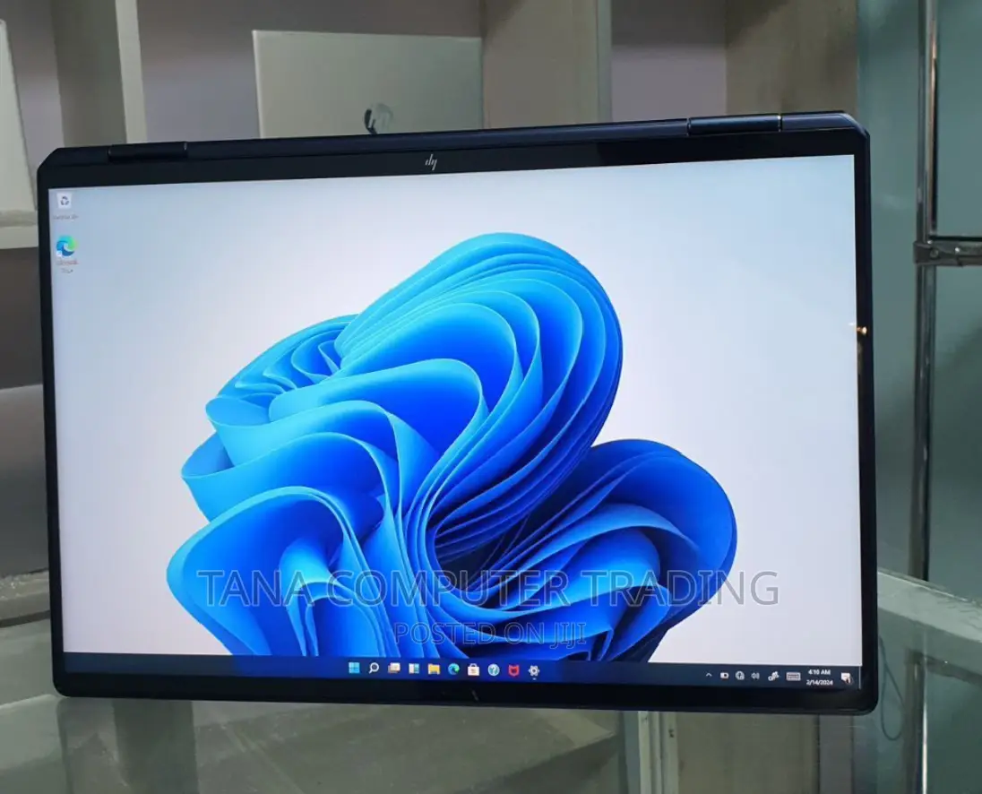 New Laptop HP Spectre 16GB Intel Core I7 SSD 1T