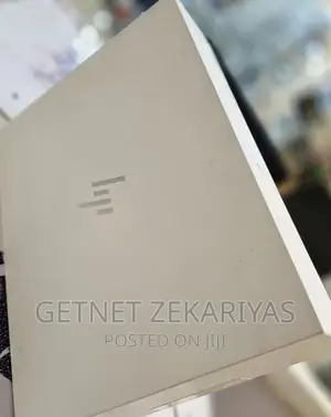 New Laptop HP Spectra 13 16GB Intel Core I5 SSD 512GB