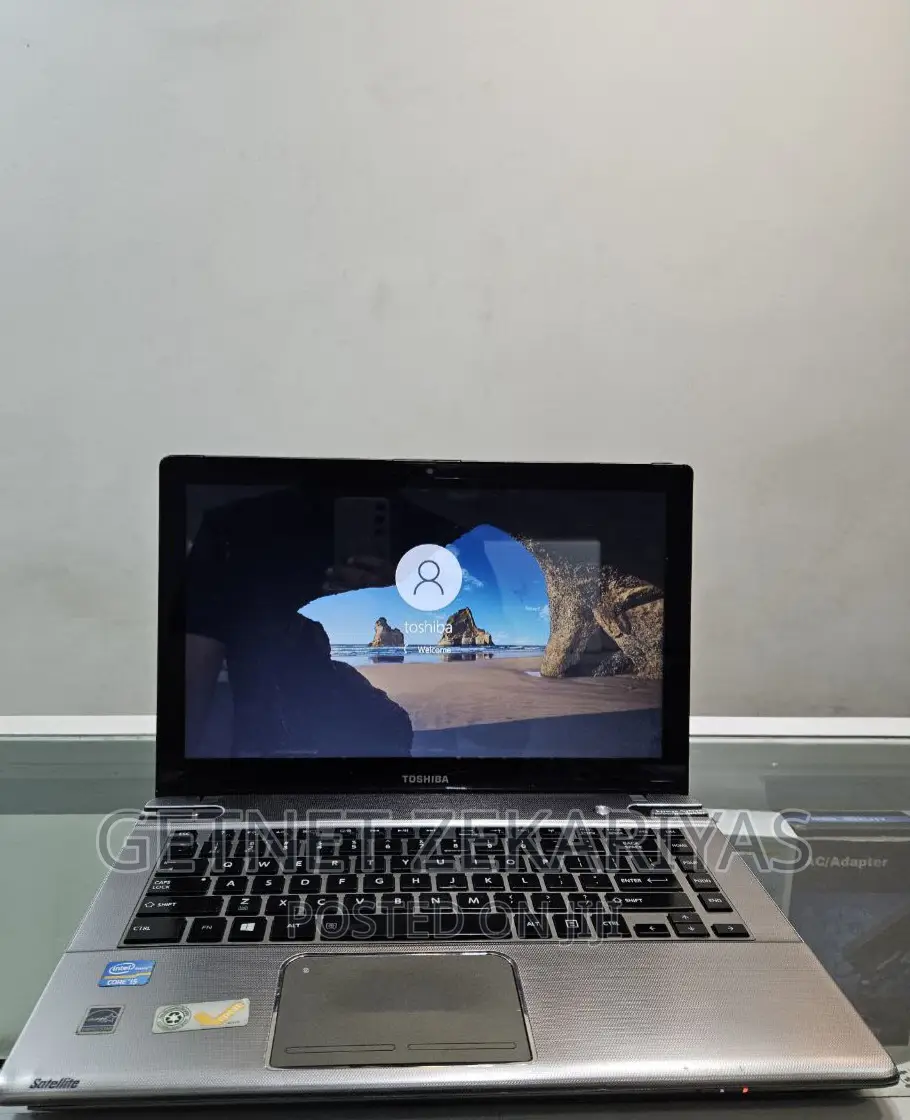 New Laptop Toshiba Satellite C55 4GB Intel Core I5 SSD 128GB