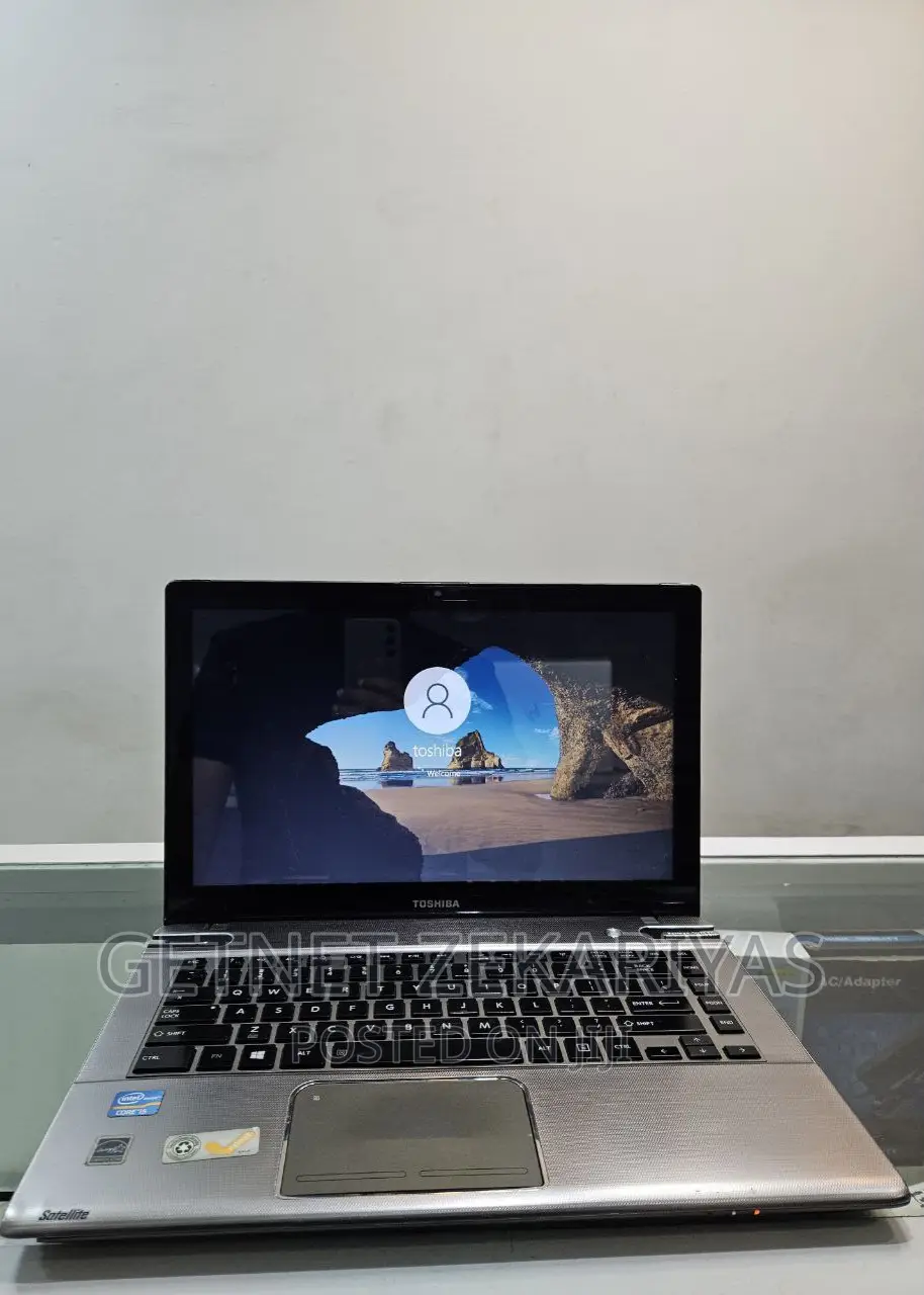 New Laptop Toshiba Satellite C55 4GB Intel Core I5 SSD 128GB