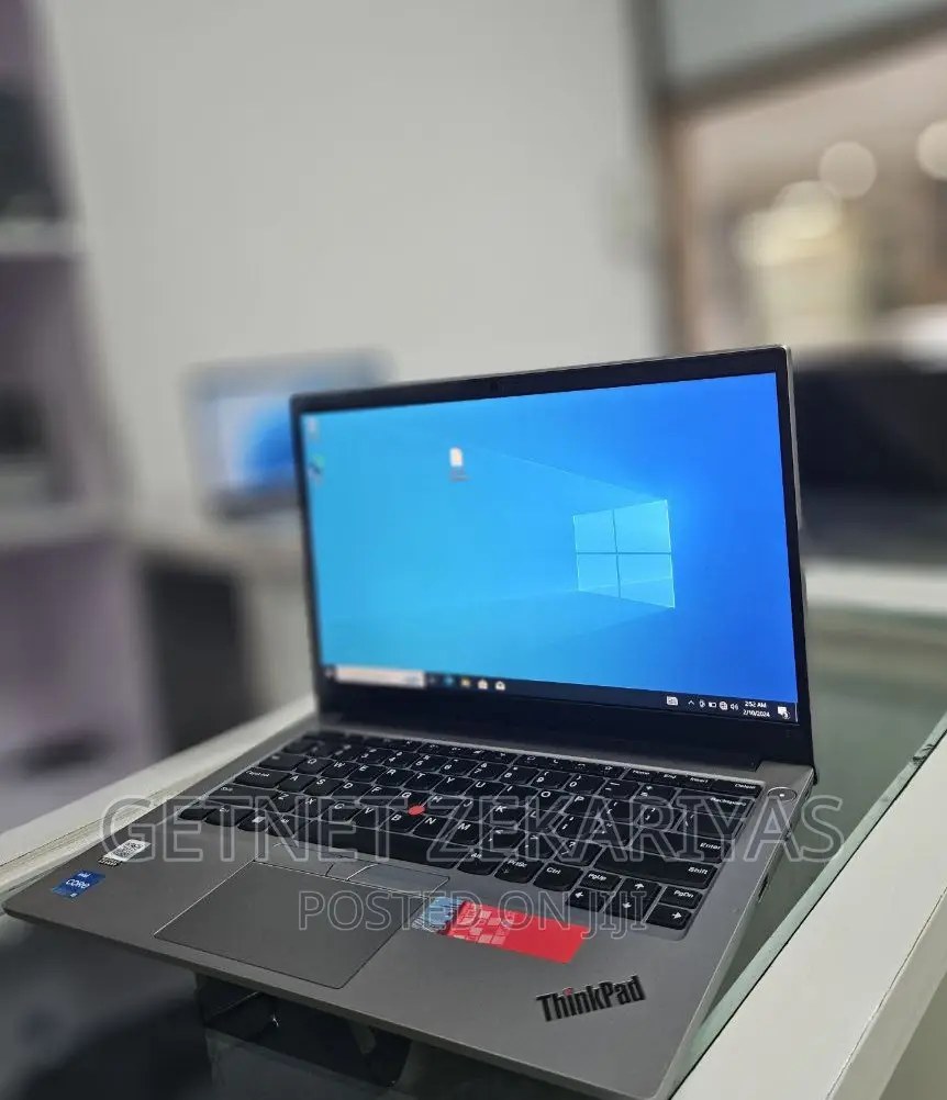 New Laptop Lenovo ThinkPad T14 16GB Intel Core I5 SSD 512GB