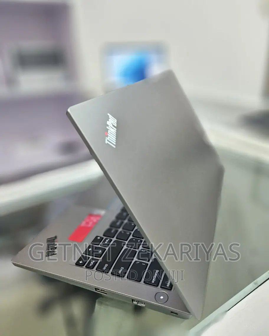 New Laptop Lenovo ThinkPad T14 16GB Intel Core I5 SSD 512GB