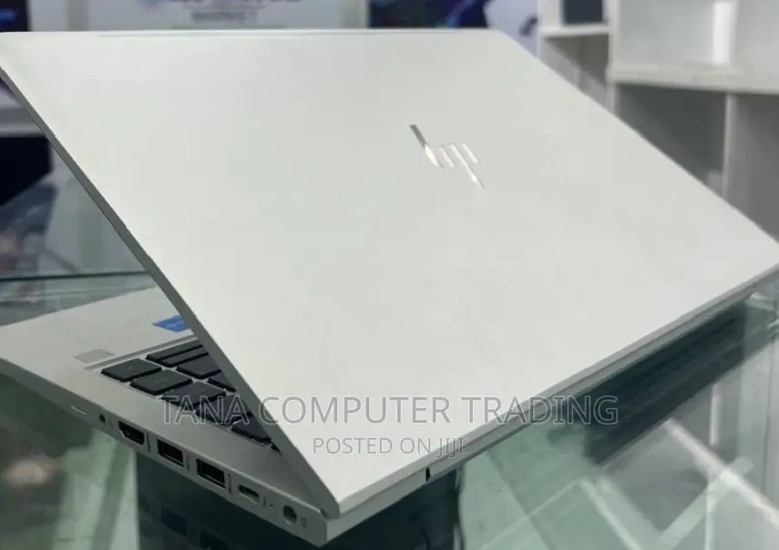 New Laptop HP EliteBook 830 G8 16GB Intel Core I5 SSD 500GB