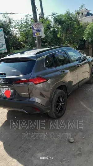 New Toyota Corolla Cross 2023 Gray