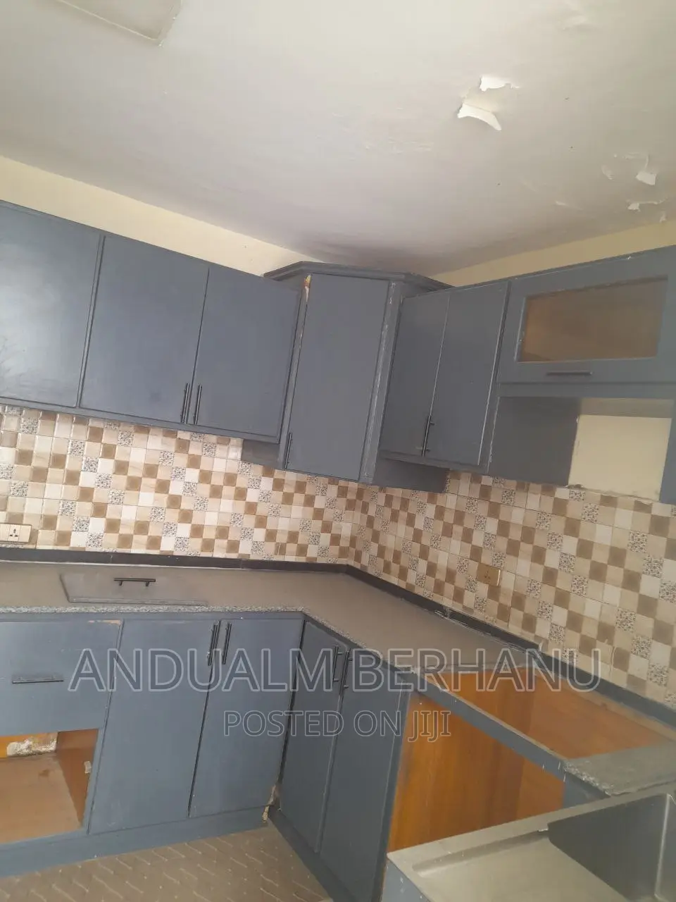 3bdrm Villa in Bole for sale
