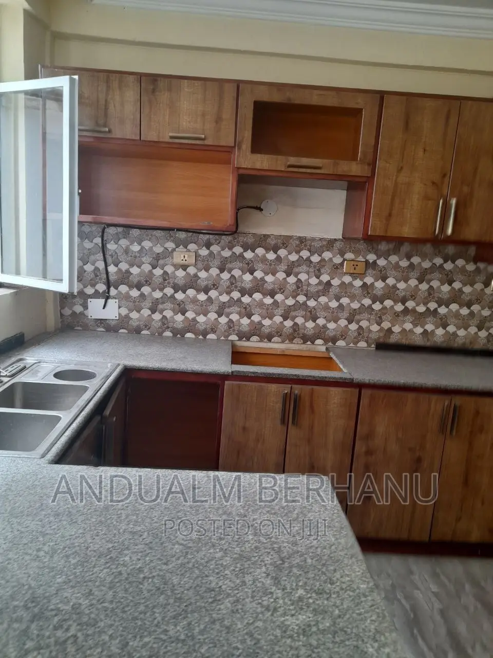 3bdrm Villa in Bole for sale