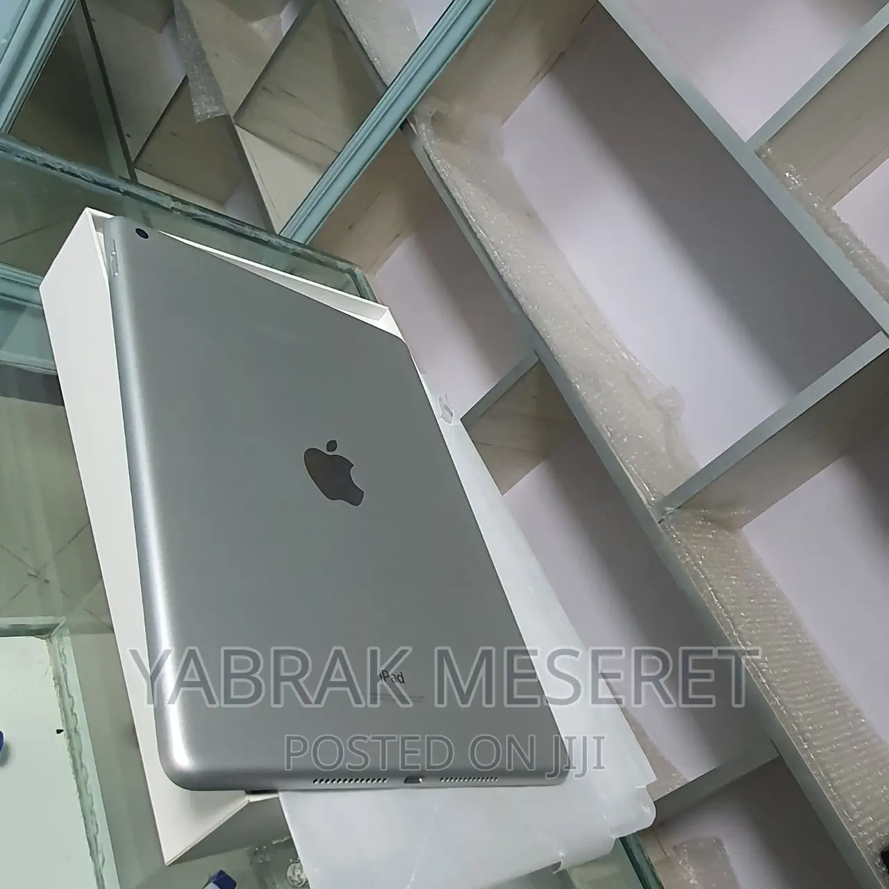 New Apple iPad (2022) 64 GB Silver