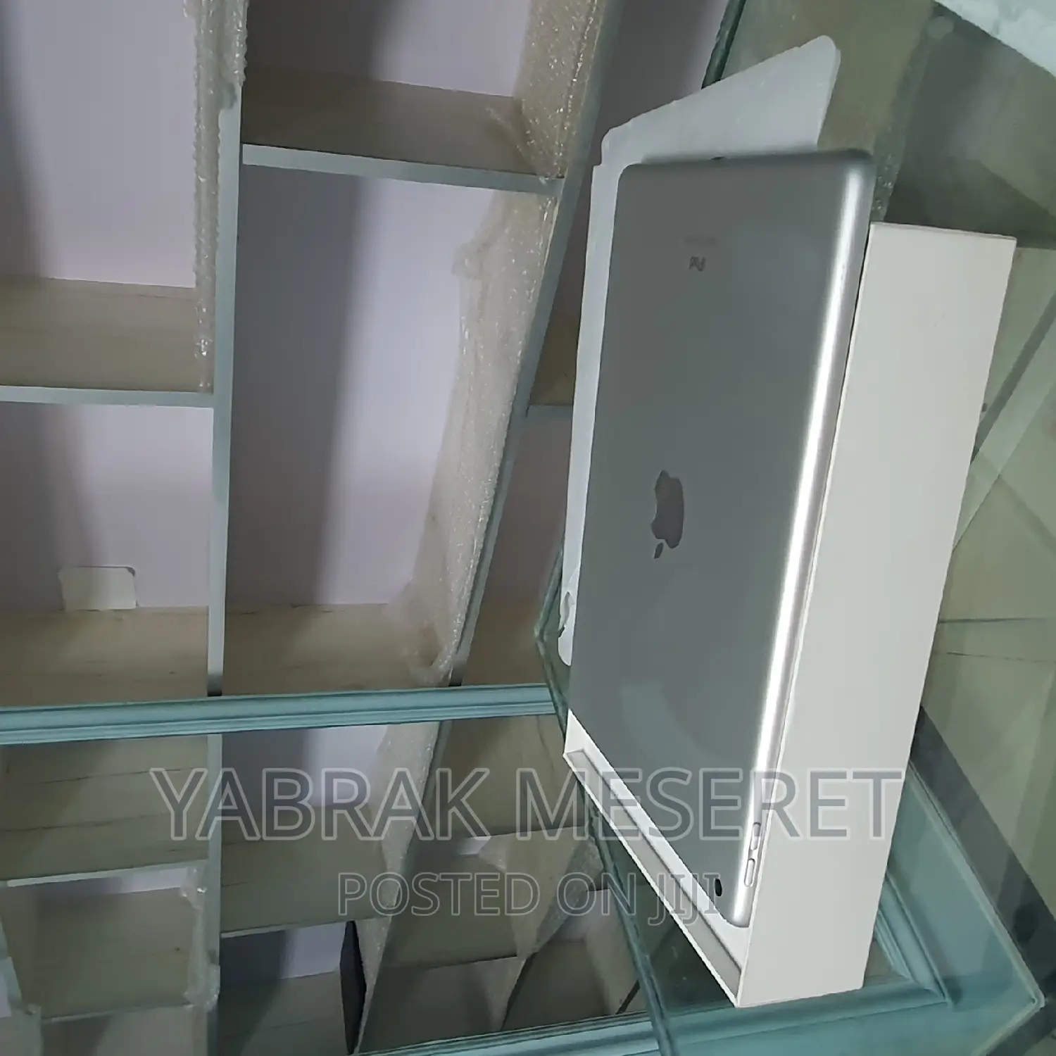 New Apple iPad (2022) 64 GB Silver