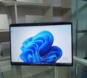 New Laptop HP Spectre 16GB Intel Core I7 SSD 1T