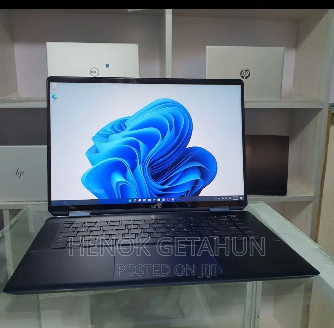 New Laptop HP Spectre 16GB Intel Core I7 SSD 1T