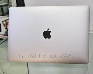 New Laptop Apple MacBook Pro 2022 M2 8GB Apple M2 SSD 256GB