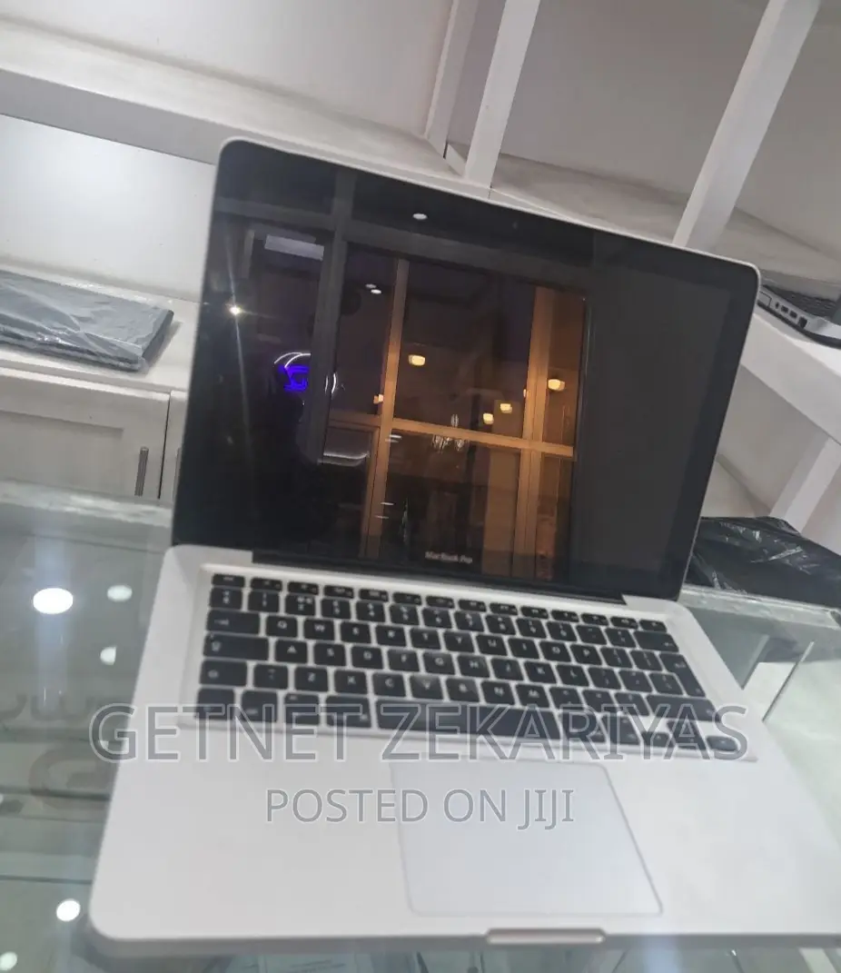 New Laptop Apple MacBook Pro 2012 8GB Intel Core I5 HDD 1T