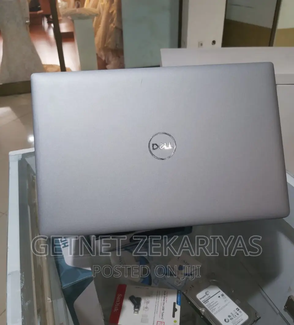 New Laptop Dell Latitude 5529 8GB Intel Core I5 SSD 512GB