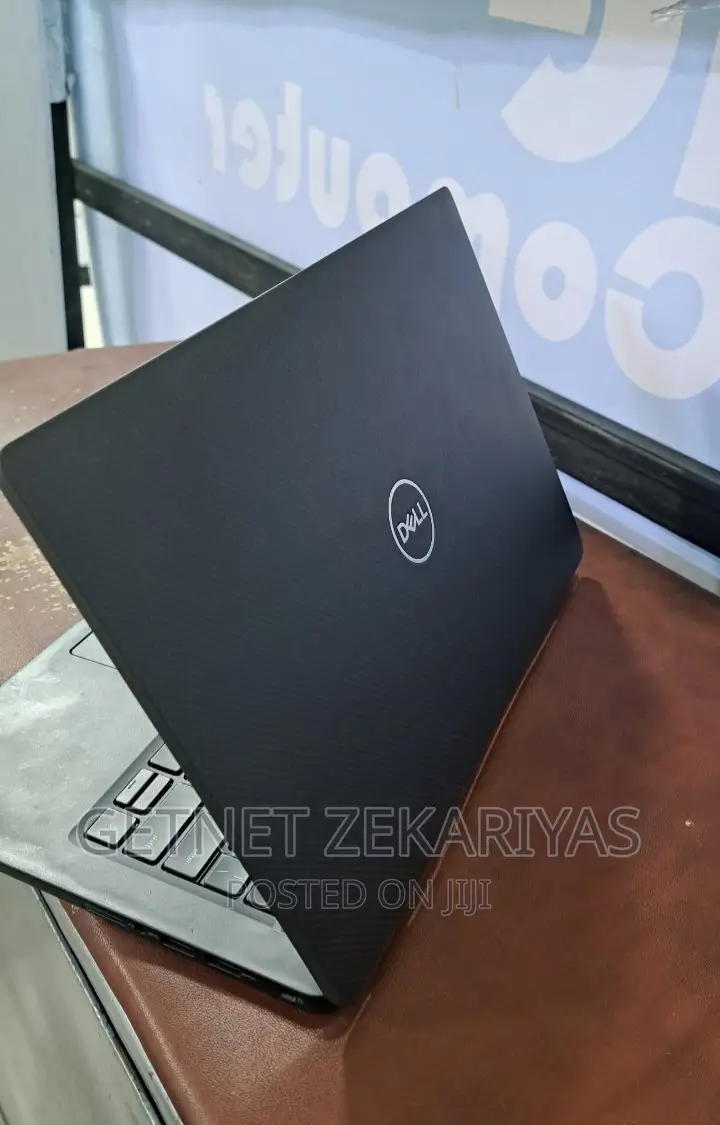 New Laptop Dell Latitude 13 7000 16GB Intel Core I7 SSD 512GB