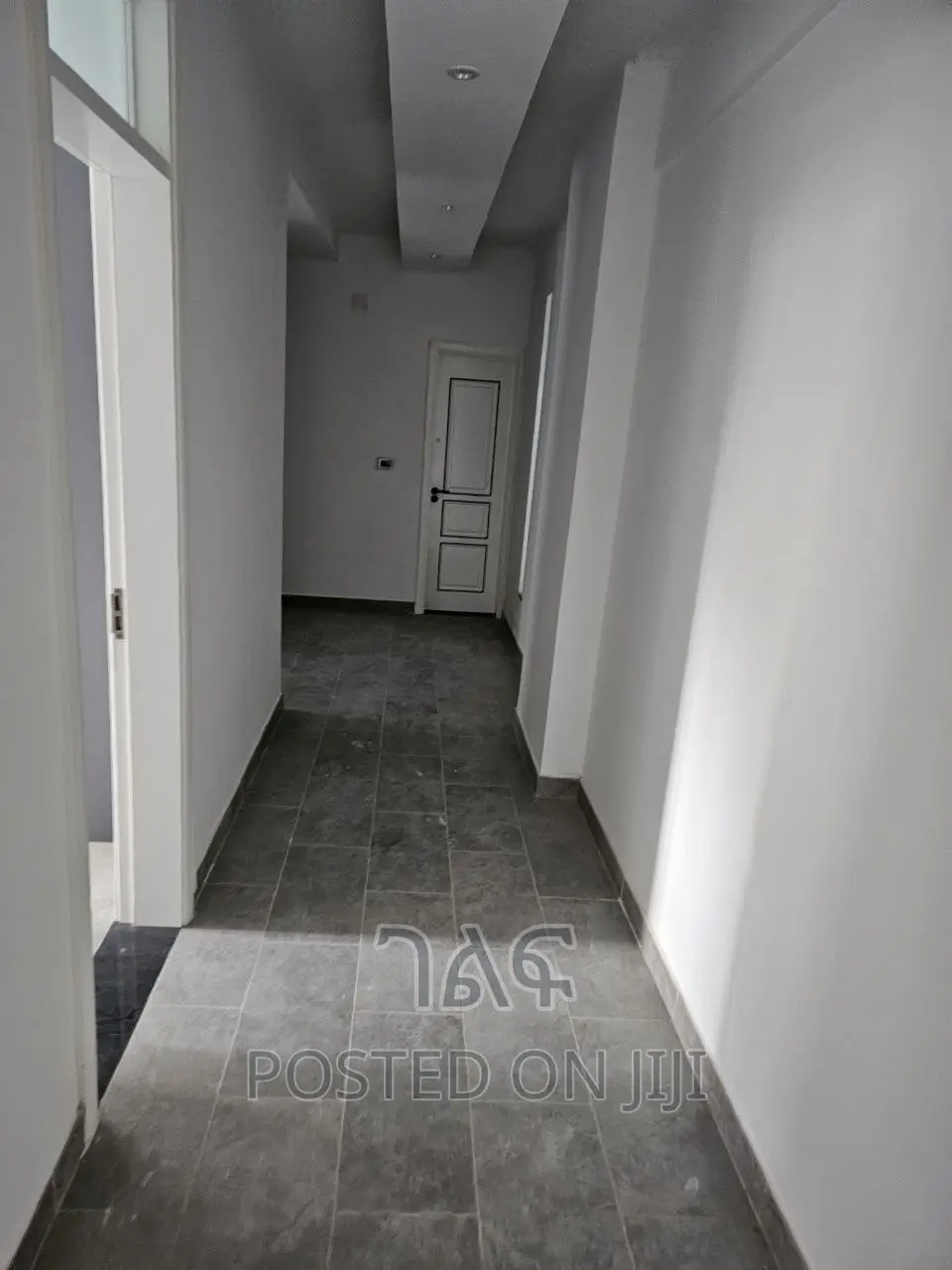 3bdrm Apartment in የሪልስቴት, Bole for sale