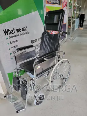 Photo - Toilet Wheelchair Easy Transfer From/to the Bed Detachable/