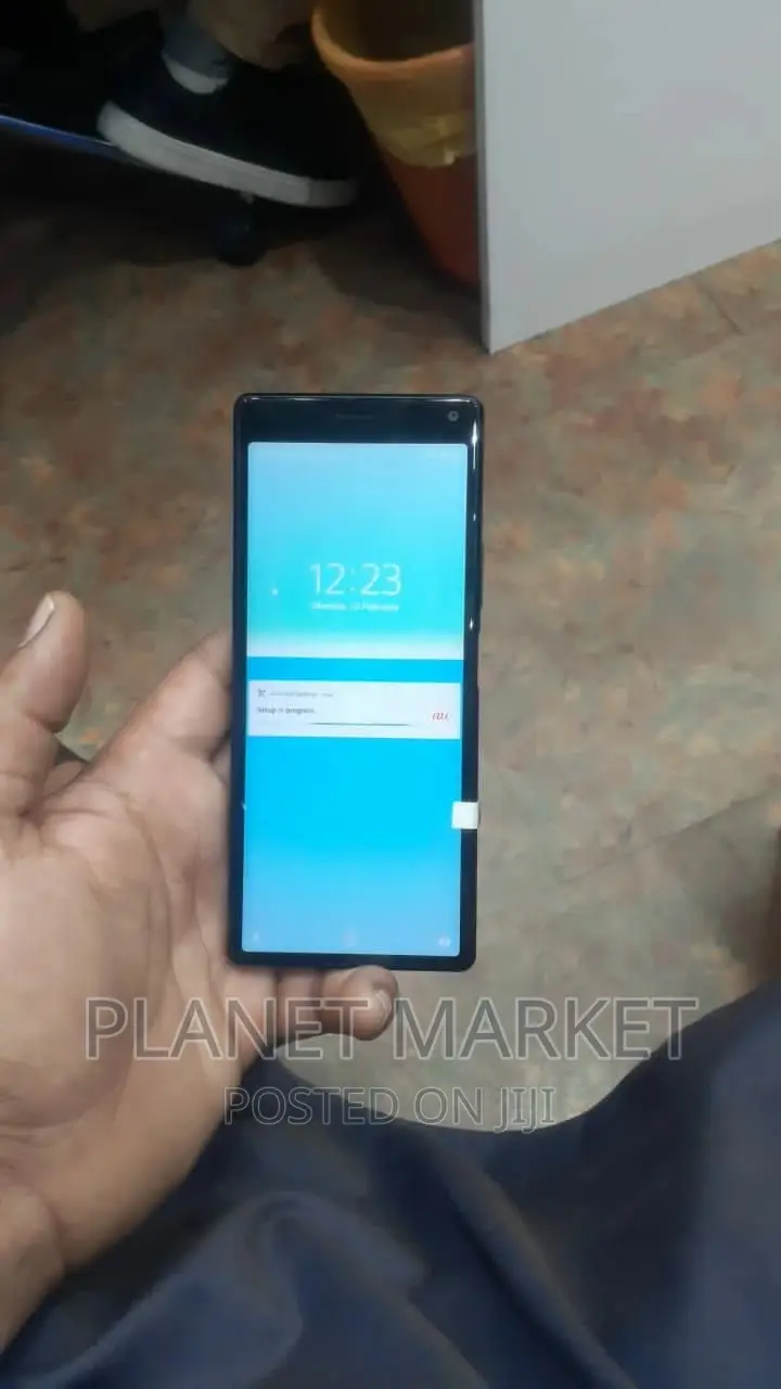 New Sony Xperia 8 SOV42 64 GB White