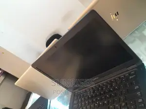 Photo - New Laptop Dell Latitude 5310 8GB Intel Core I5 SSD 256GB