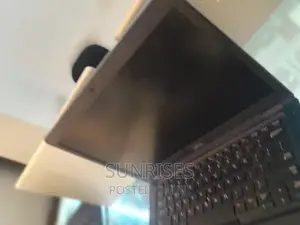 New Laptop Dell Latitude 5310 8GB Intel Core I5 SSD 256GB