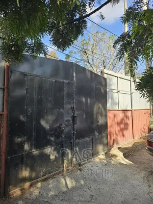 House for Sale. It Has 206mq