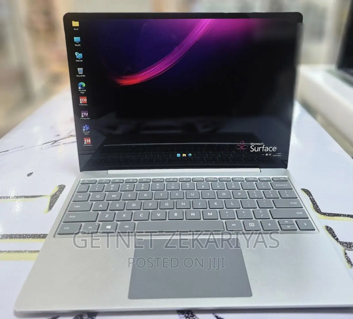 New Laptop Microsoft Surface Pro 8GB Intel Core I5 SSD 128GB