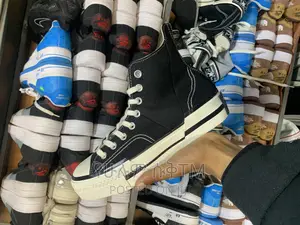 Original Converse All Star Chuck Taylor 70s Plus Shoes