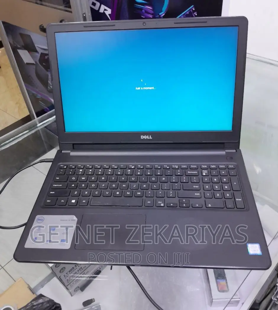 New Laptop Dell Inspiron 15 8GB Intel Core I3 HDD 1T