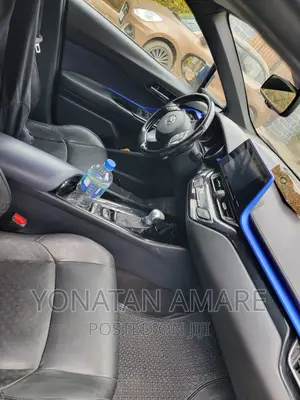 Toyota C-HR 2018 Silver