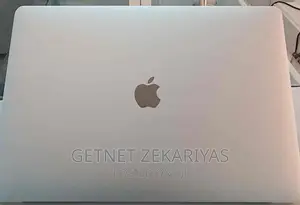 New Laptop Apple MacBook Pro 2018 16GB Intel Core I7 SSD 512GB