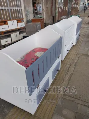 1,20cm Be 90cm የልጅ አልጋዎች ከነ ፍራሹ