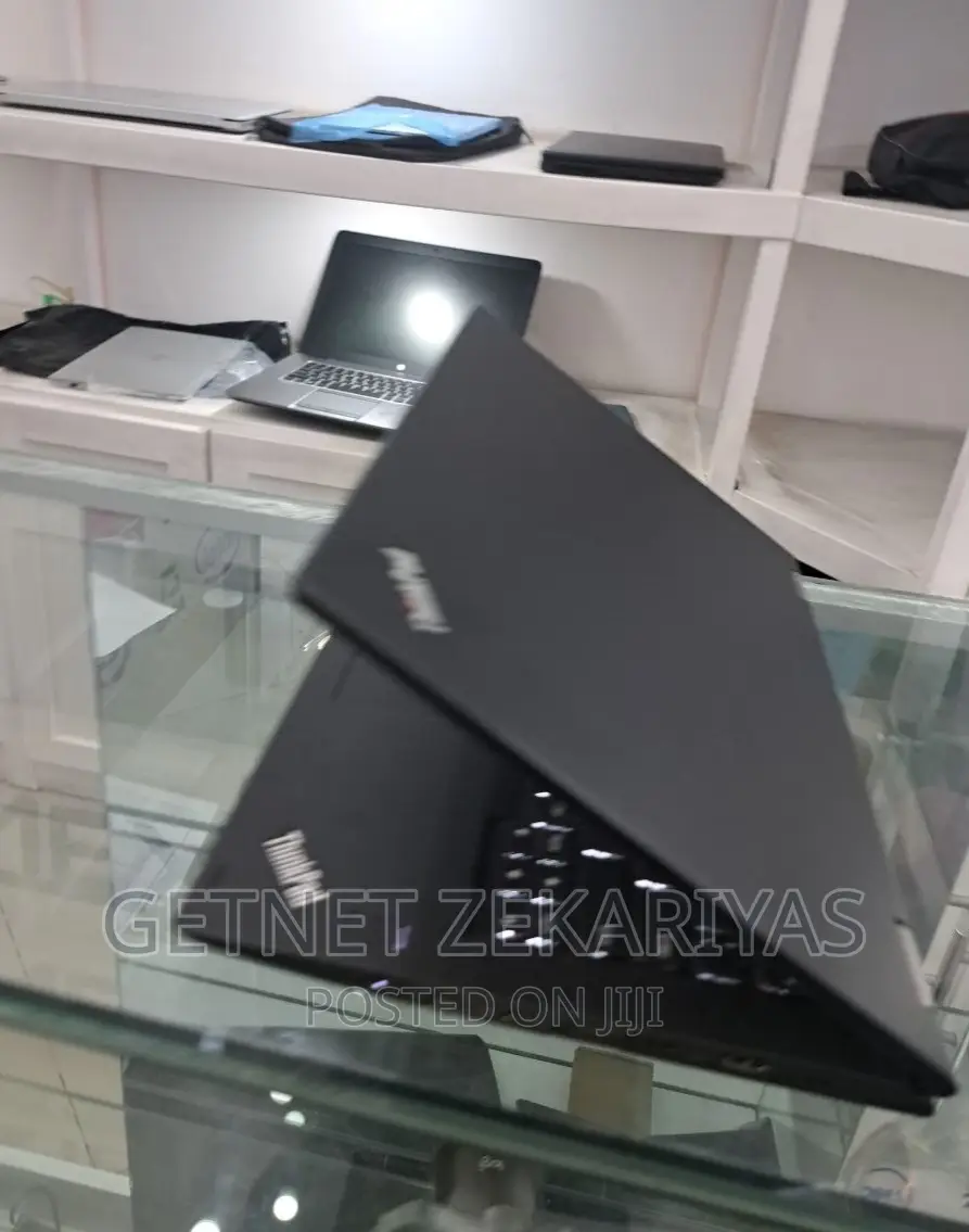 New Laptop Lenovo ThinkPad X380 Yoga 8GB Intel Core I7 SSD 512GB