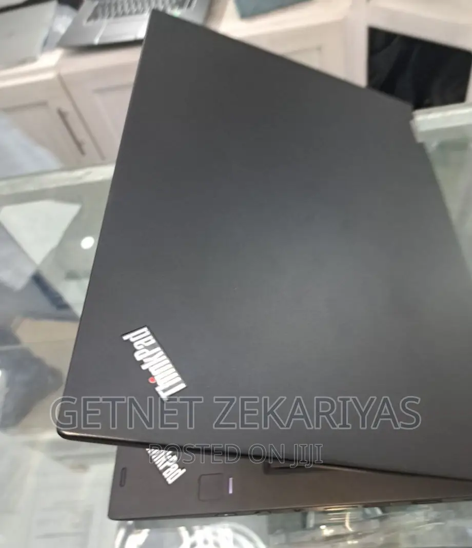 New Laptop Lenovo ThinkPad X380 Yoga 8GB Intel Core I7 SSD 512GB