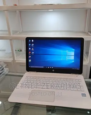 Photo - New Laptop HP Pavilion 15 8GB Intel Core I5 SSD 1T