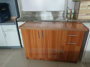 Photo - 1,20cm ላምኔት ኪችን ብፌ