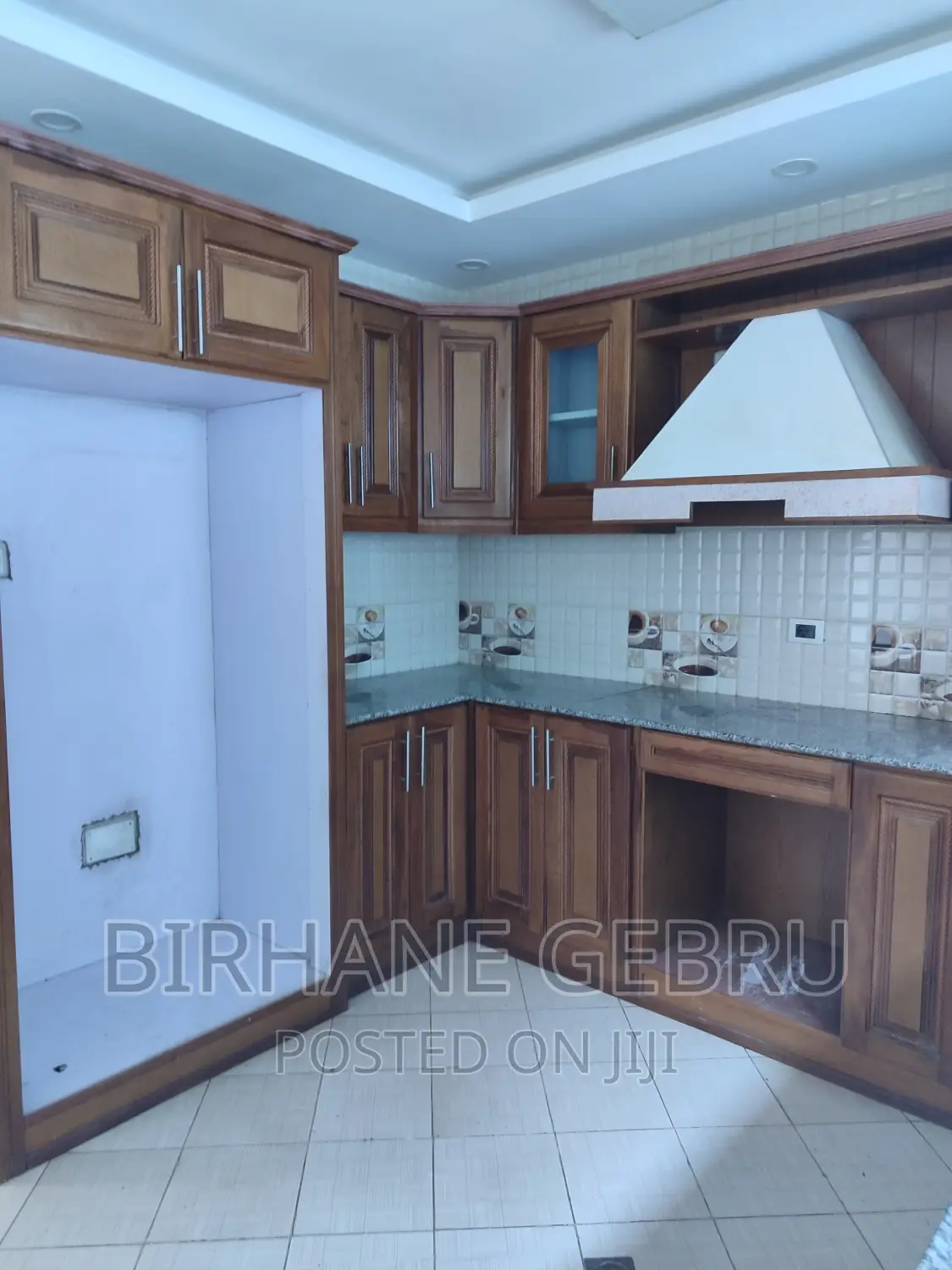 11bdrm House in House G+2, Bole for rent