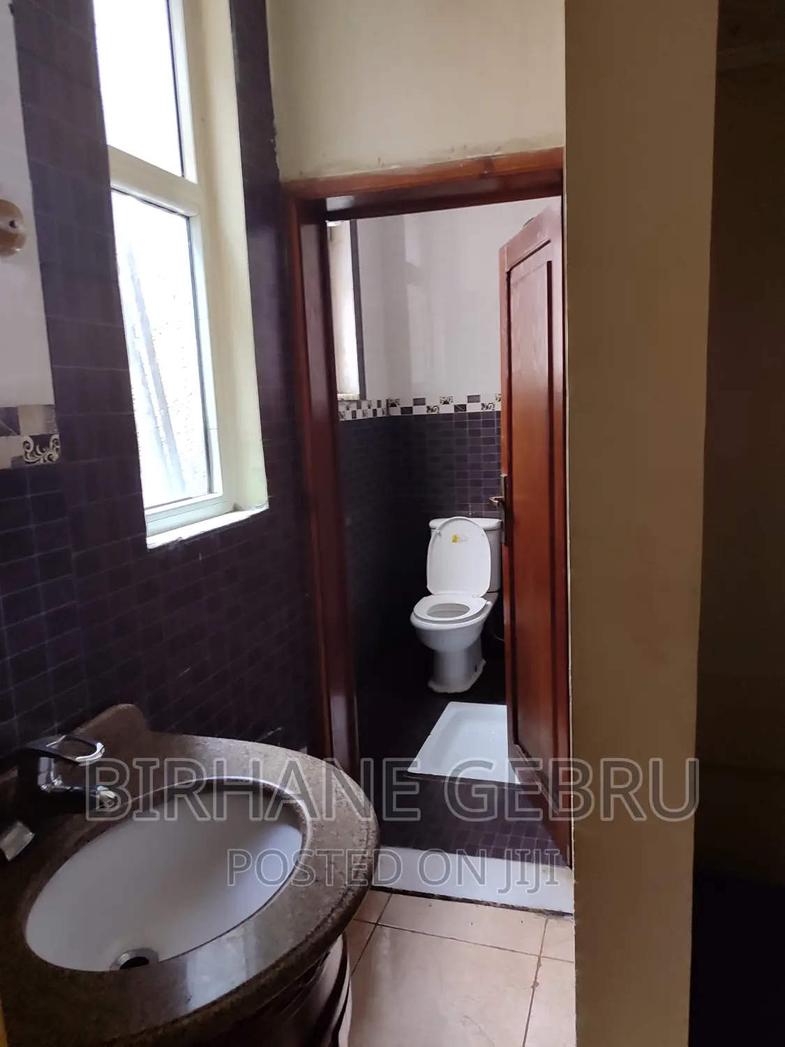 5bdrm House in G+2House, Bole for rent