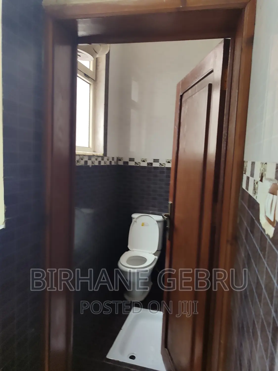 5bdrm House in G+2House, Bole for rent