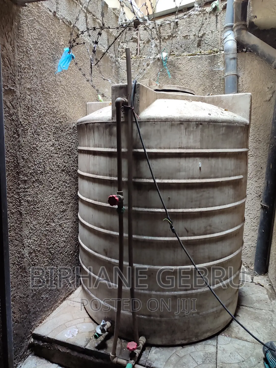 5bdrm House in G+2House, Bole for rent