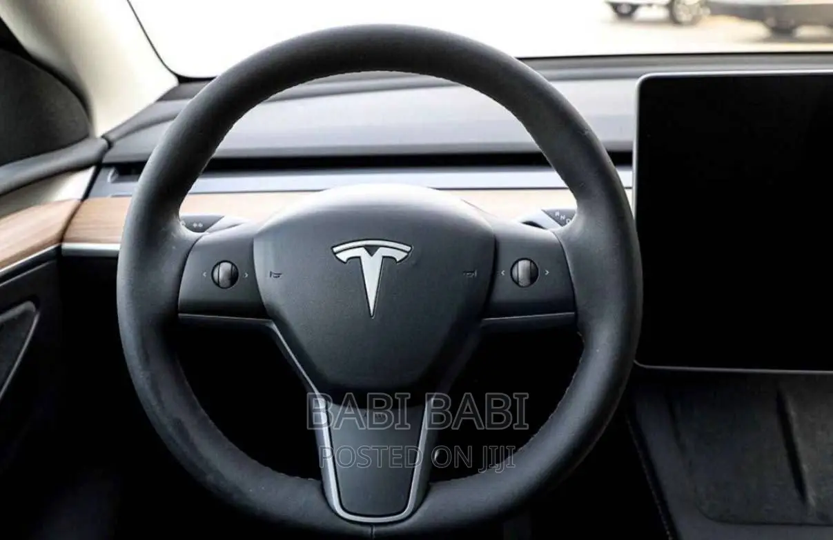 New Tesla Model Y 2023 White