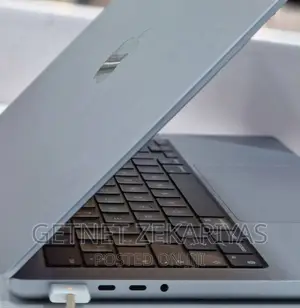 New Laptop Apple MacBook Pro 2021 M1 16GB Apple M1 SSD 1T