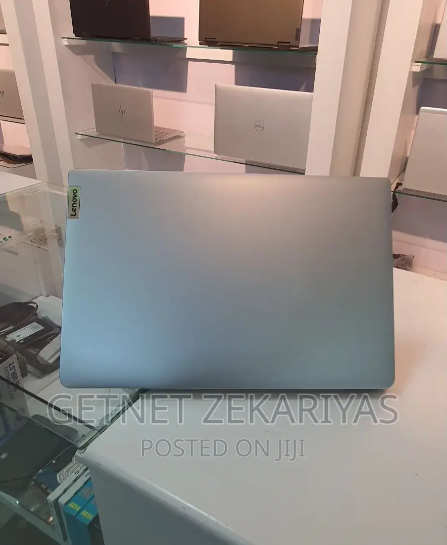 New Laptop Lenovo Ideapad 3 4GB AMD SSD 128GB
