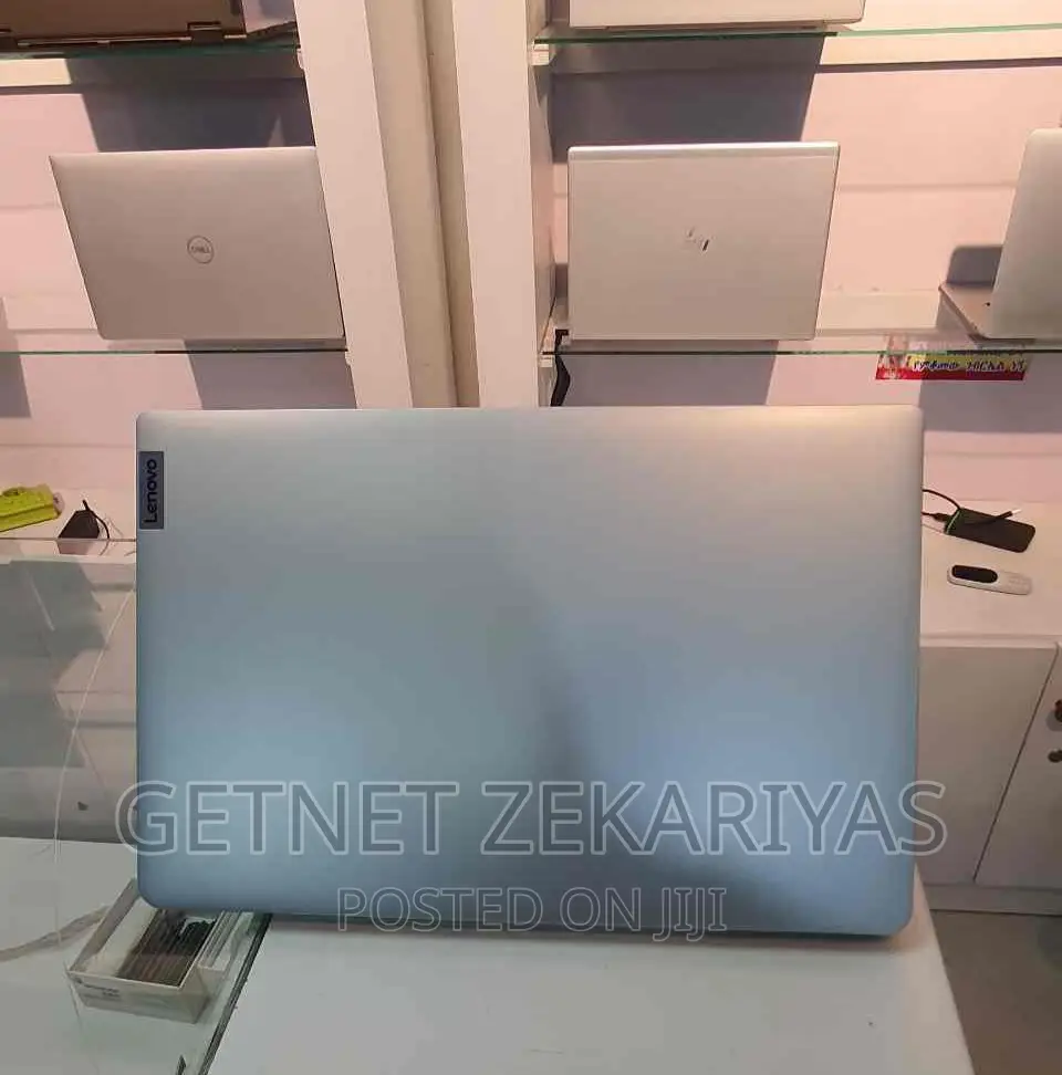 New Laptop Lenovo Ideapad 3 4GB AMD SSD 128GB