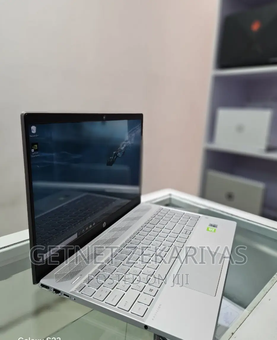 New Laptop HP Pavilion 15 16GB Intel Core I5 SSD 128GB