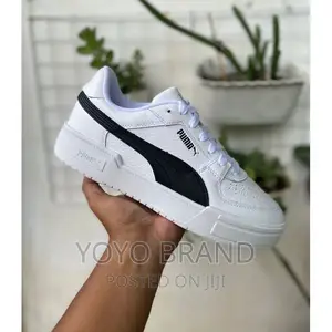 Photo - Orginal Puam Flat Sneker Shoes