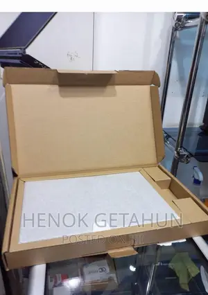 New Laptop Samsung Galaxy Book 2 16GB Intel Core I7 SSD 1T