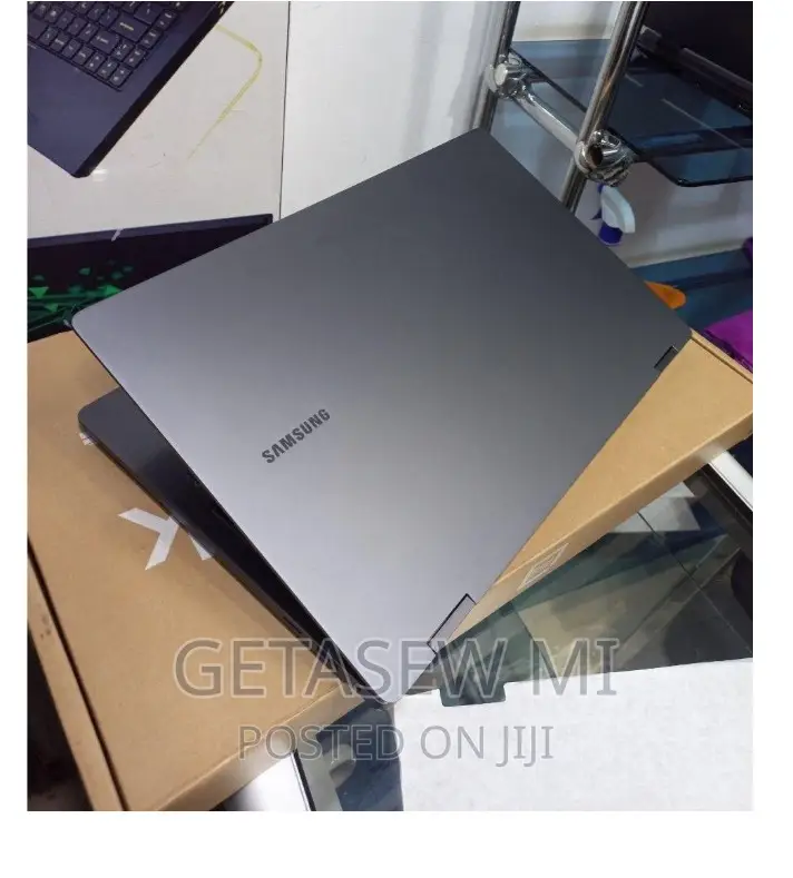 New Laptop Samsung Galaxy Book 2 16GB Intel Core I7 SSD 512GB