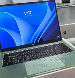 New Laptop Razer Blade Pro 8GB Intel Core I5 SSD 512GB