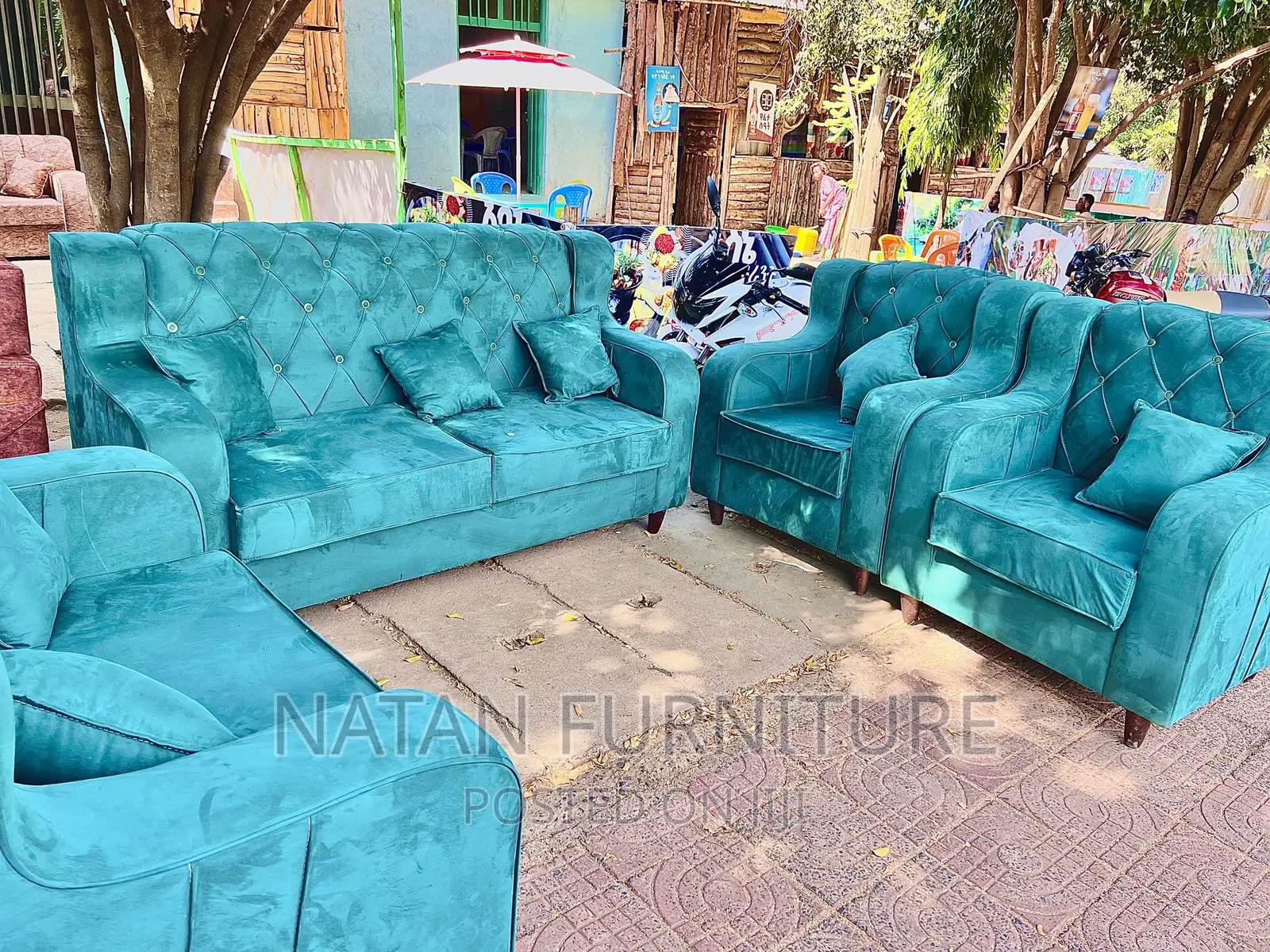 Sofa L Shape or Corner Sofa Made of Wooden Material